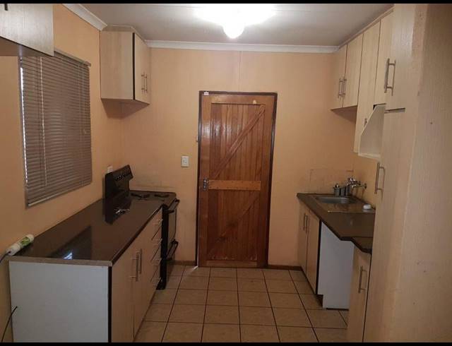 3 BEDROOM PROPERTY TO RENT IN THE ORCHARDS